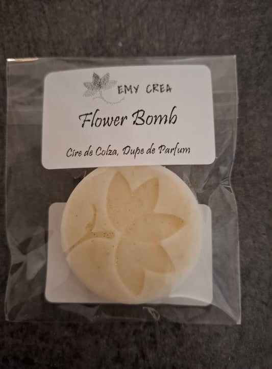 Fondant Flower Bomb