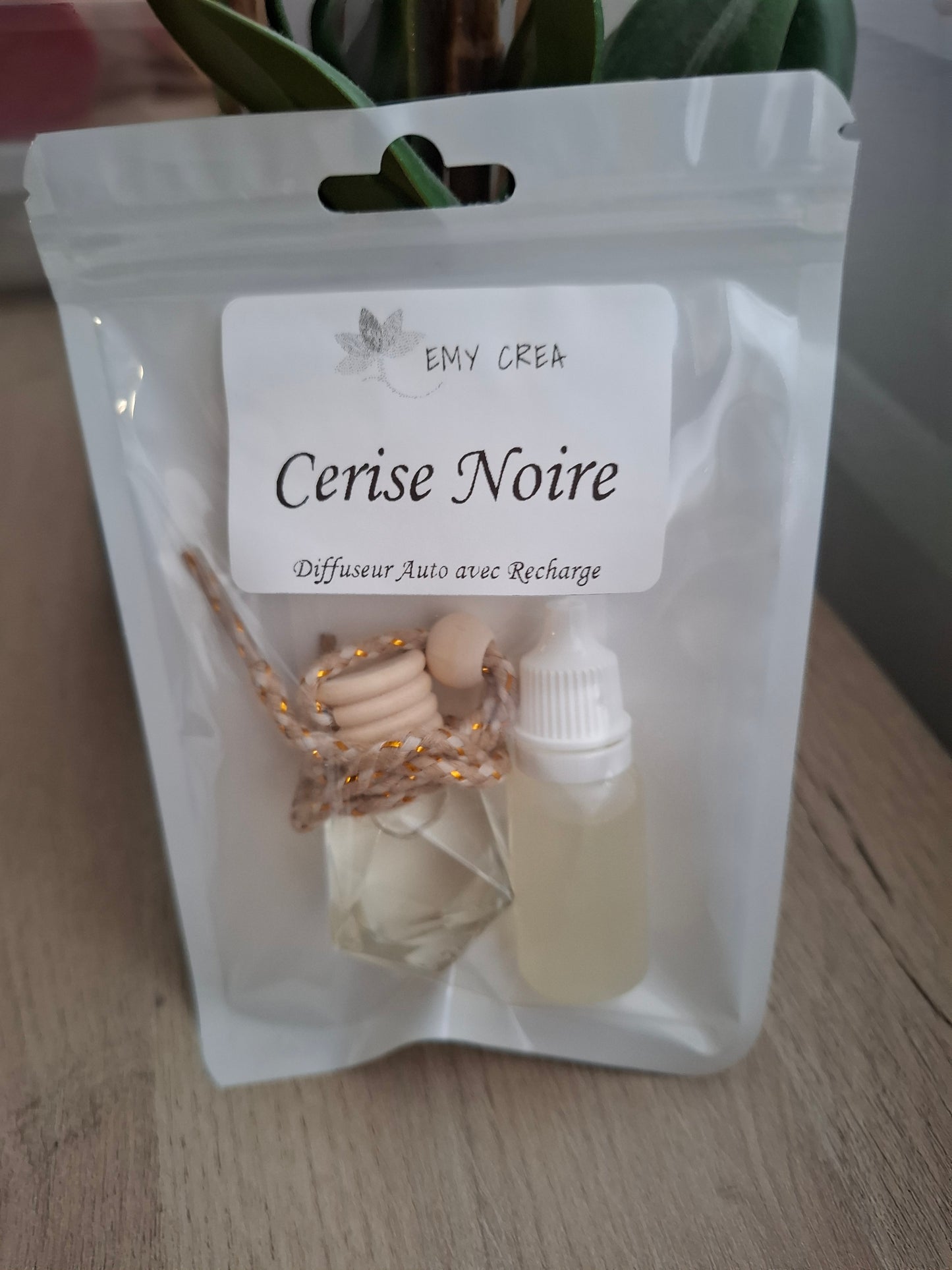 Diffuseur Auto Cerise Noire avec Recharge
